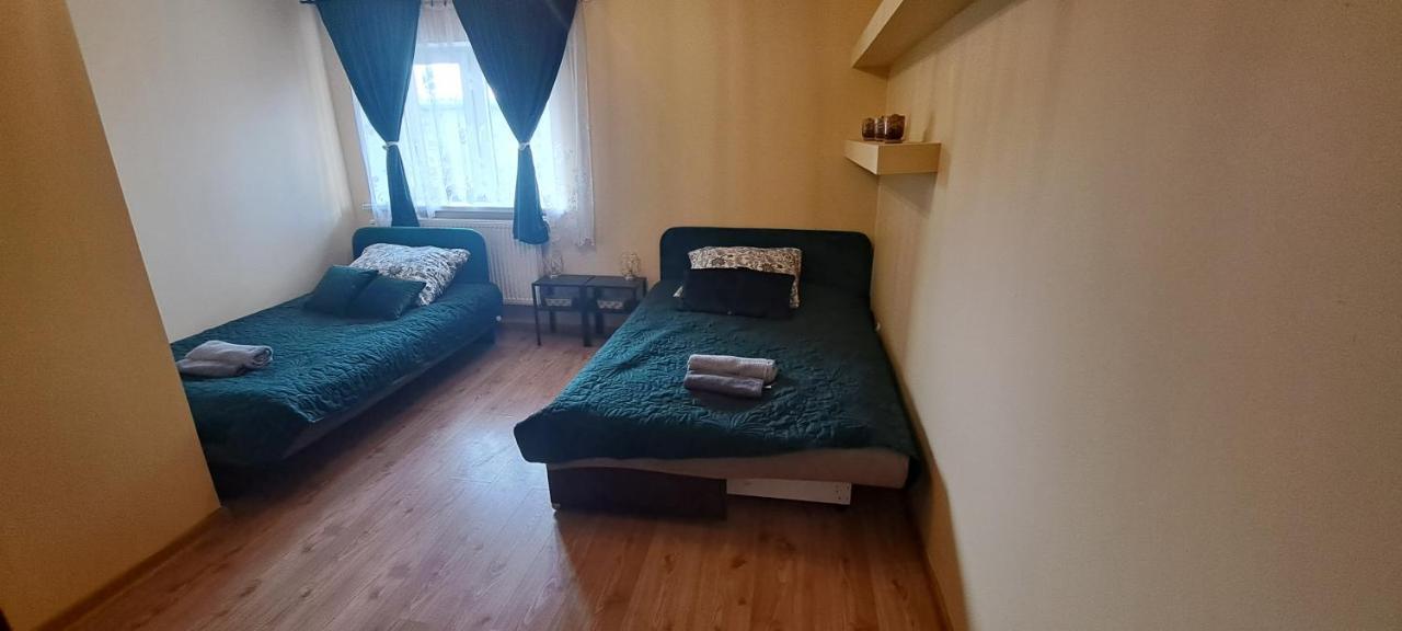 Apartament Alcatraz Z Kominkiem Kamienna Gora Bagian luar foto