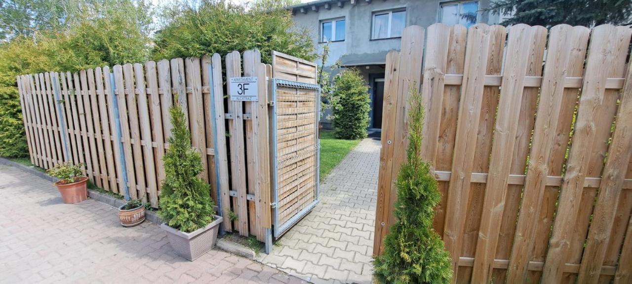 Apartament Alcatraz Z Kominkiem Kamienna Gora Bagian luar foto